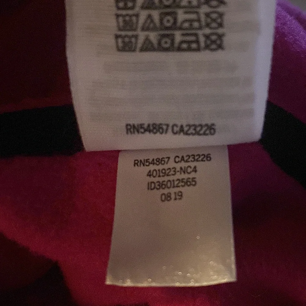 Pink victoria’s Secret woman sweater size L - Picture 7 of 7
